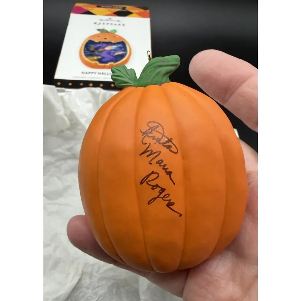 Happy Halloween Hallmark Ornament Flying Witch #1 In Series Artist Signed! -44D
